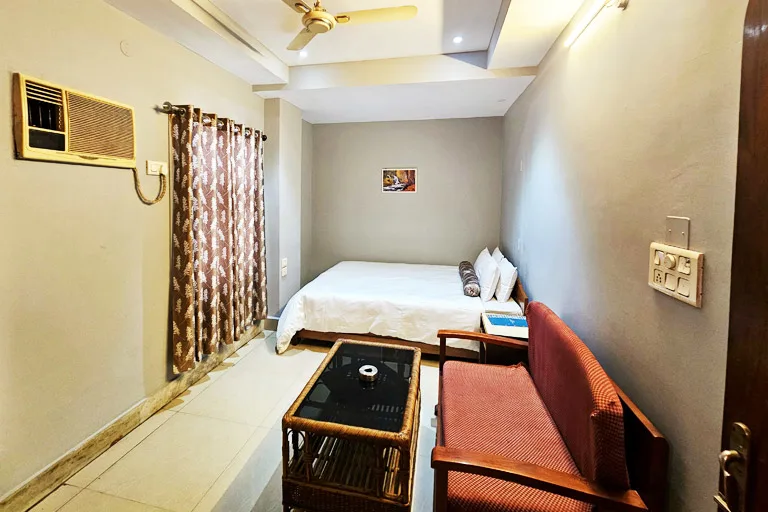 Classic Double AC Room
